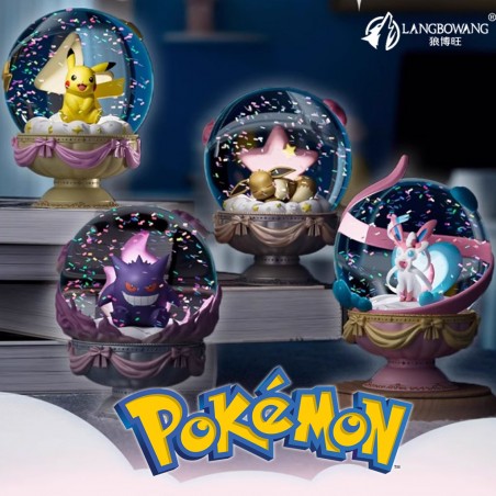 POKEMON - FIGURE -  DREAM CRYSTAL BALL IGHT UP X 4 (Pikachu/Sylveon/eevee/Genger)